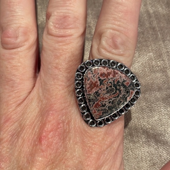 Strawberry Jasper Silver Triangle Ring size 7.75 - Picture 7 of 8